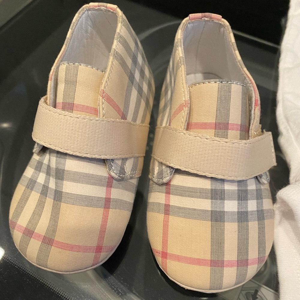 Toddler Burberry shoes